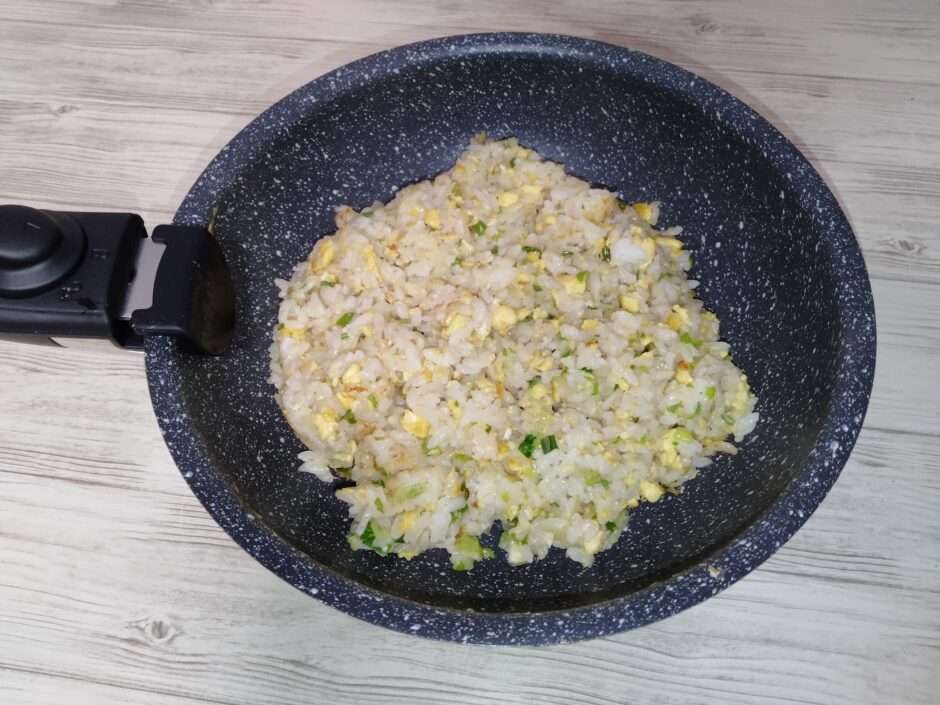 『ネギチャーハン（卵×ネギ多め）』のレシピ・作り方